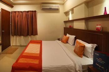 Oyo Rooms Mahanadu Road Vijayawada Exterior photo